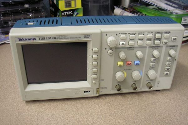 TDS2012Bִ惦ʾ